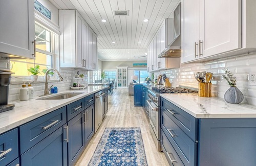 Indian Rocks Beach House | Beach House directly on the Beach with beautiful private pool