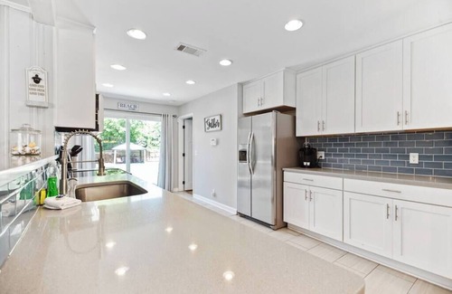 Saint Simons Island House | Beach House -optional BIKES - Walk 2 Shops & Fun