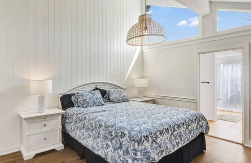 Quogue House | Beach House with 180 Degree Water Views with Breathtaking Sunsets