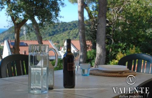 Quercianella House | Beach house with garden