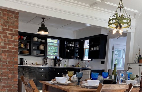 Pipes Cove House | Beach House with guest barn!