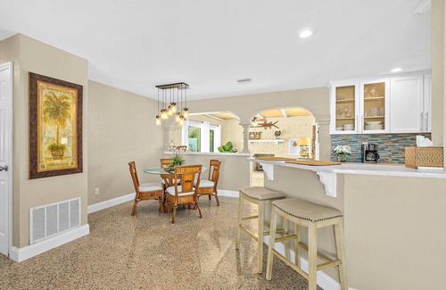 Raymonde Shores House | Beach house with Pool! Seconds to the Ocean and the River