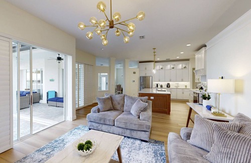 Belleair Beach House | Beach House with street Water View!