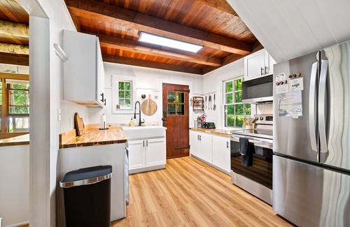 Sister Bay Cottage | Beach Lane Lake House