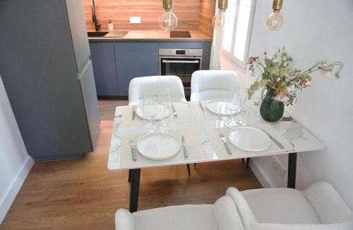 Le Mourillon Apartment | Beach less than 1 minute away