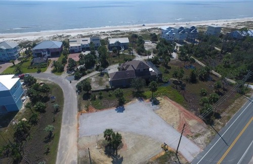 Port St. Joe House | Beach Life RV . Come relax and play on the beaches of south Cape San Blas!