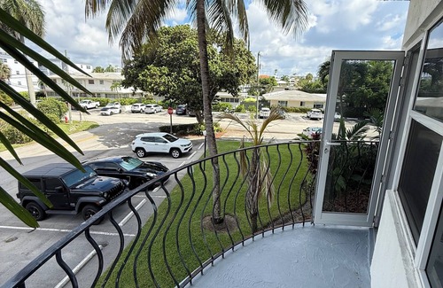 Dolphin Isles Apartment | Beach Lover’s Paradise: Cozy rental just 5 minutes walk to Fort Lauderdale beach