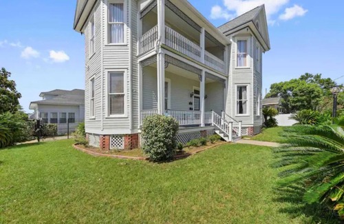 Gulfport House | Beach Modern Victorian Retreat in Sunny Gulfport!