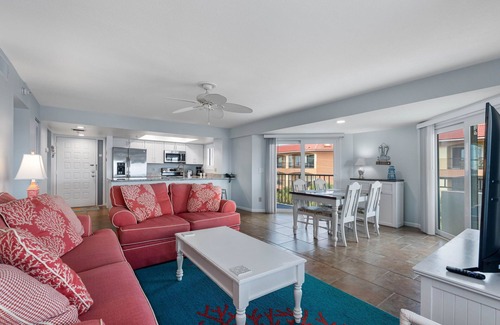 Indian Rocks Beach Condo | "Beach more, Worry Less"