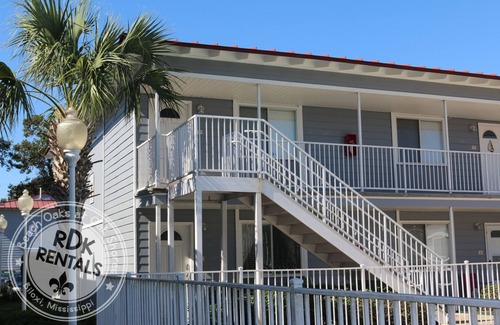 Biloxi Condo | Beach Oaks Condo - Short Walk to the Beach