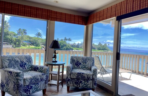 Kahana Condo | Beach/Ocean Front & Corner Unit Luxury -Bliss -Turtle Watching!