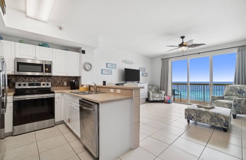 Miramar Beach Condo | Beach Please! 2- full Bathrooms! Quiet West End