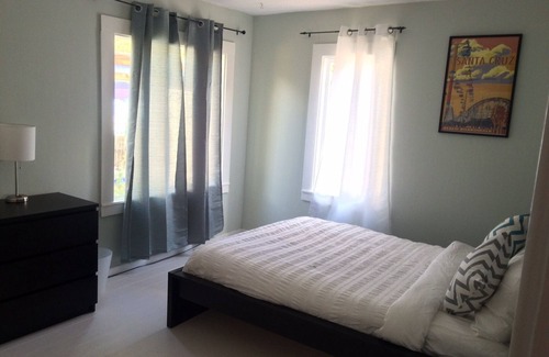 Opal Cliffs House | Beach Point Pleasure Point Bungalow