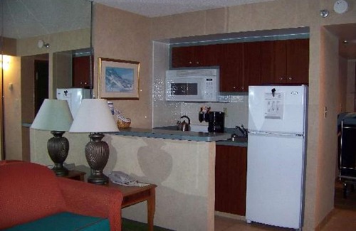 Northeast Virginia Beach Condo | Beach Quarters Virginia Beach Resort