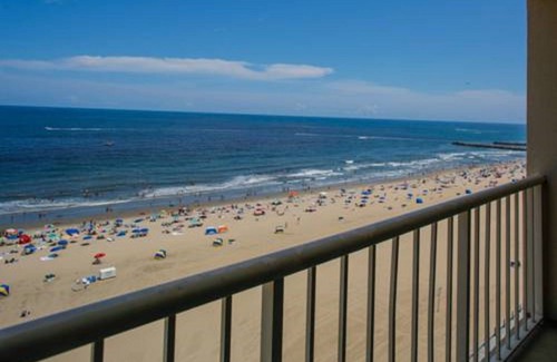 Northeast Virginia Beach Condo | Beach Quarters Virginia Beach Resort