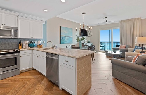 Miramar Beach Condo | Beach Retreat 408 Top Floor, Gulf Front, Beach Service Beach Condos In Destin 2/2 updated