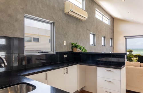 St Leonards House | Beach Retreat at St Leonards