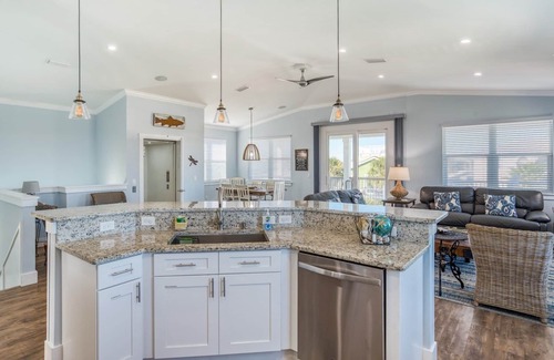 St. Augustine Beach House | Beach Retreat: Luxury 5 BR Beach House perfect for the whole family
