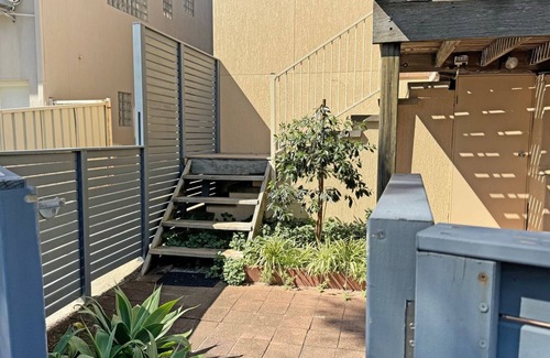 Hawks Nest House | Beach Road Bliss in Hawks Nest