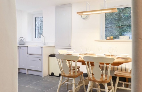 Hele Cottage | BEACH ROAD HOUSE, pet friendly in Hele Bay, Ilfracombe