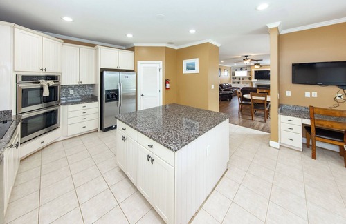 Sandbridge House | Beach Seclusion at its best- Sandbridge