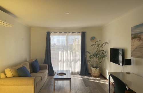 Perth Villa | Beach Stay on Ormsby