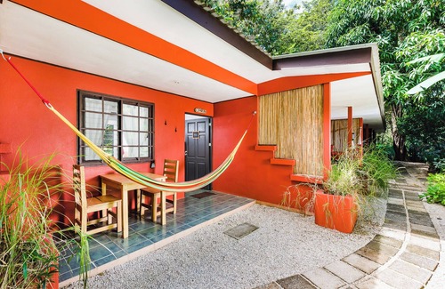 Palm Beach Estates Apartment | Beach Studio in Playa Grande. Fast WiFi, Cold AC, Full kitchen. Close to beach.