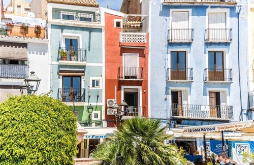 Old Town Apartment | Beach Studio, Modern Apartment in Villajoyosa