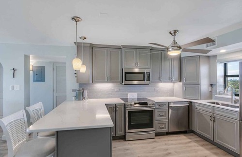 Port Canaveral Condo | Beach sunrises and moonlit launches