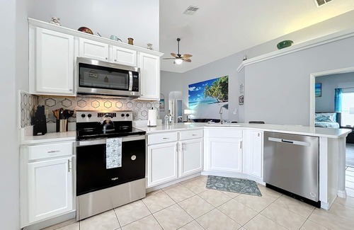 Four Corners House | Beach Themed Vacation Pool/Spa Home/Close To Disney