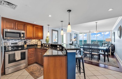 Ash Condo | Beach Vacation at Luxury 4-Diamond Mar Vista w/King Bed, Lazy River, Hot Tubs