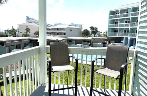 Ono Island Condo | Beach Vibes with River Views -Pool & Fishing Pier Perfect getaway in Perdido Key