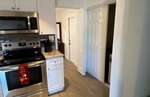 Clearwater Apartment | Beach within Reach Apt 1