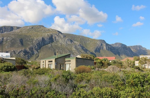 Betty's Bay House | Beachbreeze in Bettys Bay