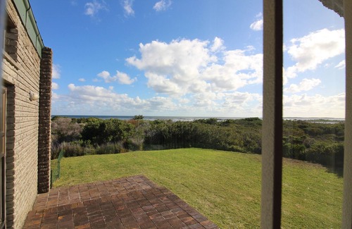 Betty's Bay House | Beachbreeze in Bettys Bay