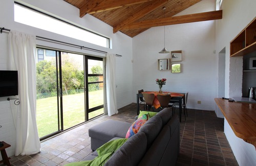 Betty's Bay House | Beachbreeze in Bettys Bay