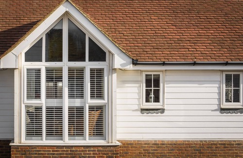 Camber Cottage | Beachcomber - an apartment that sleeps 4 guests in 2 bedrooms