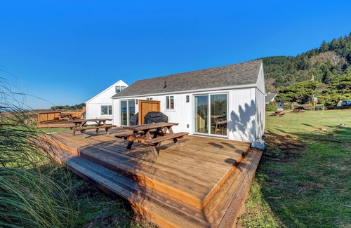 Oregon Coast Apartment | Beachcomber: Beachfront Escape Unit #1