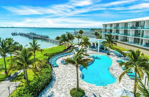 Melbourne Beach House | Beachcomber Bliss | New! 6BR Beach Villa w/Pool, Karaoke, Movie Theater, Arcade