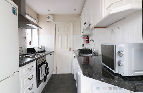 Padstow Cottage | BEACHCOMBERS, pet friendly, character holiday cottage in St Merryn