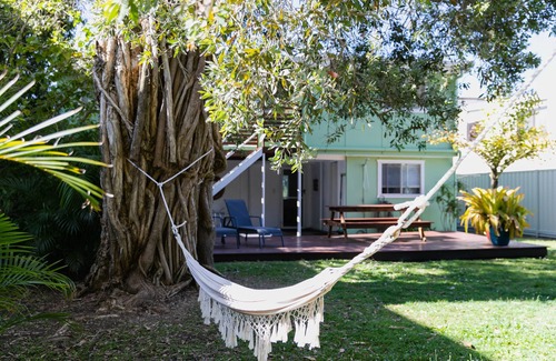 Yamba House | BEACHED @ YAMBA - Water Views, Pet Friendly and Air-con