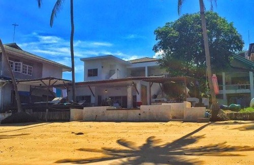 Wichit Apartment | Beachfront 2 bedrooms apartment - Stunning seaview