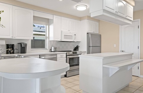 Nokomis Condo | Beachfront 2 Bedroom Condo on Casey Key