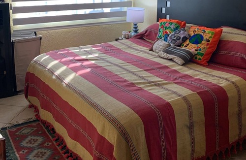 Manzanillo Condo | Beachfront 2bed/2bath Condo with Pool