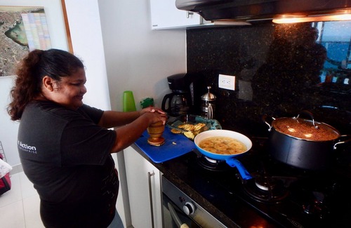 El Cabrero Apartment | Beachfront 2BR Apt with Pool, Fabulous Balcony & Sea Views, Steps To Old City