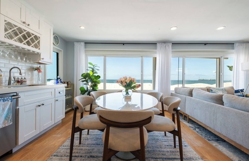 Harbor House | Beachfront 3-bedroom home centrally located on the Long Beach peninsula