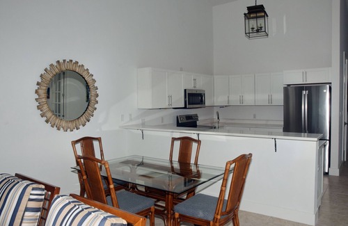 Treasure Cay Resort | Beachfront 4 Bedroom - The Price is Right