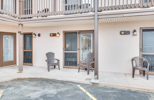 Old Orchard Beach Apartment | 'Beachfront 9' Condo on Old Orchard Beach