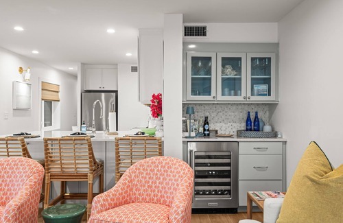 Belleair Beach Condo | Beachfront Aldea 12 | Designers Condo