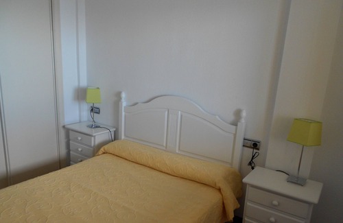 Roquetas de Mar Condo | Beachfront apartment with pool
